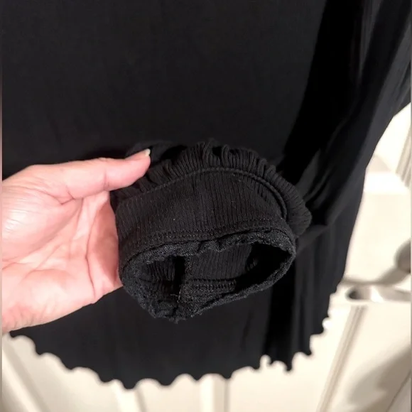 Free People Shimmy Shake Oversized Ribbed Long Sleeve Tunic w V Back, Black, XS - Picture 4 of 11